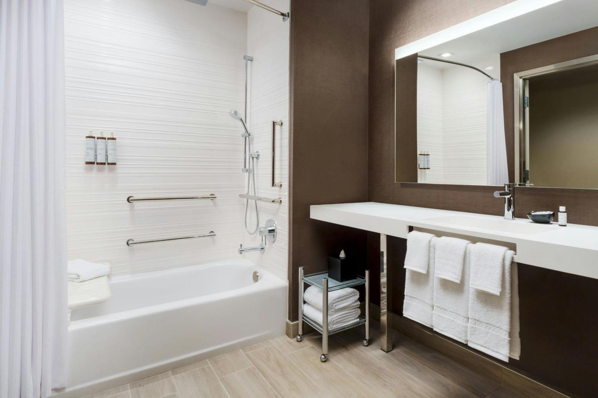 Ac Hotel St Petersburg Downtown Сейнт Питърсбърг Екстериор снимка