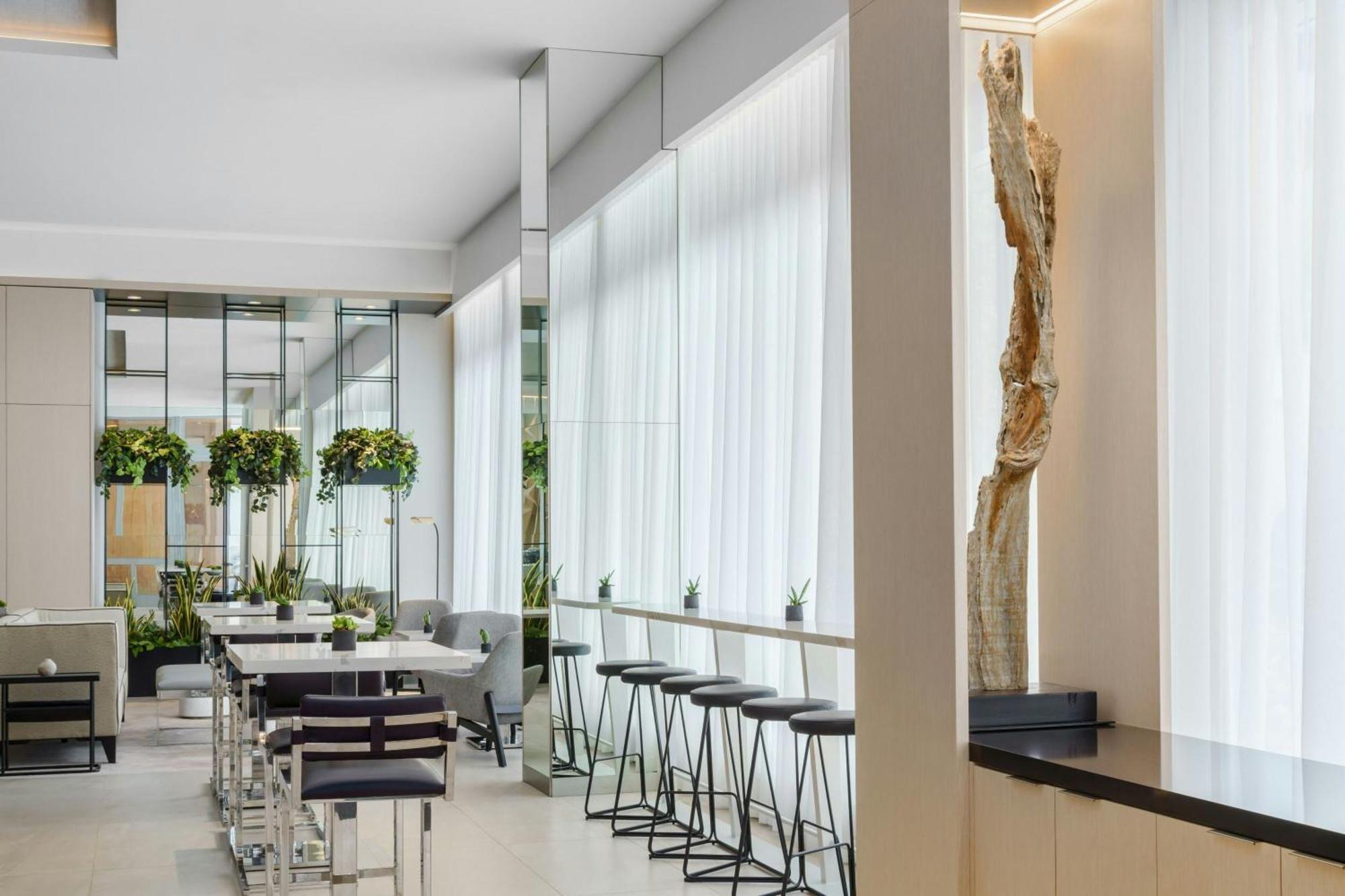 Ac Hotel St Petersburg Downtown Сейнт Питърсбърг Екстериор снимка
